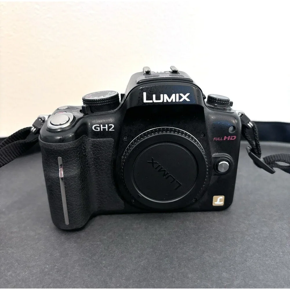 Panasonic LUMIX DMC-GH2 Digital Camera Body- FOR PARTS ONLY- No Power